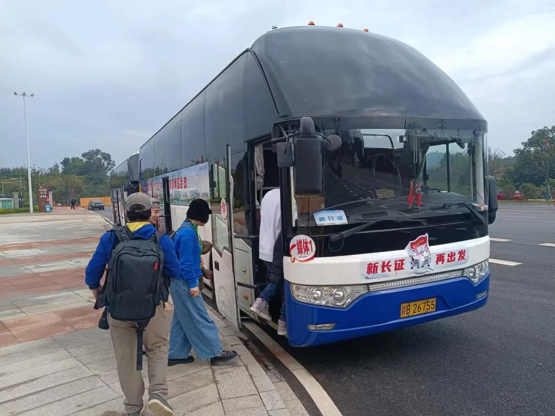 贛州方通:順利完成紅博會運輸服務(wù)保障任務(wù)